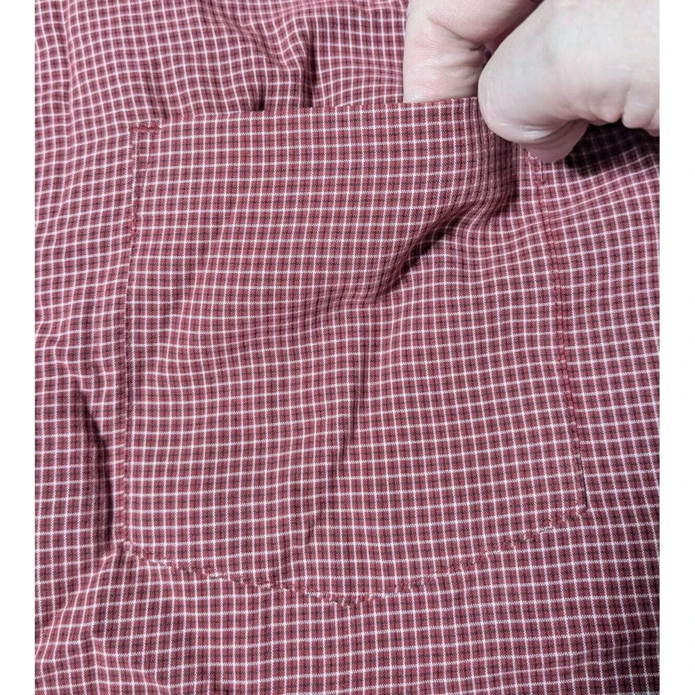 QUIKSILVER Men Large Red‎ Mini Check Nylon Blend Button-Up Shirt